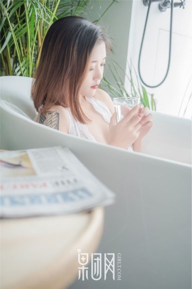 ‘开云电竞官网’女生健康小麦肌如何上妆 打造异域风情混血妆(图1) 开云电竞官网